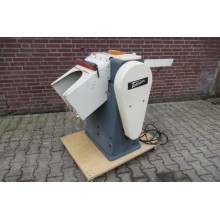 Tarnator 350 Papier / karton shredder, ideaal voor verminderen of verkleinen van afvalkarton.